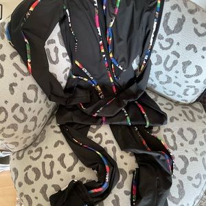 Size L Outfit Bundle!